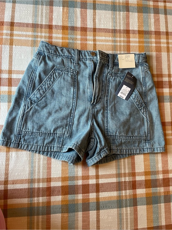 Universal Thread Pants - NWT Universal Thread Light Wash Denim Utility Shorts